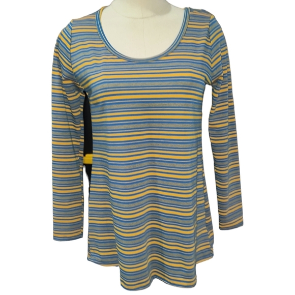 NWT LuLaRoe Lynnae Long Sleeve T Size XS (2-4) - Picture 1 of 7
